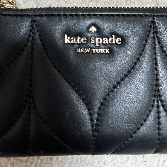 Kate Spade Bifold Wallet - Picture 4 of 7